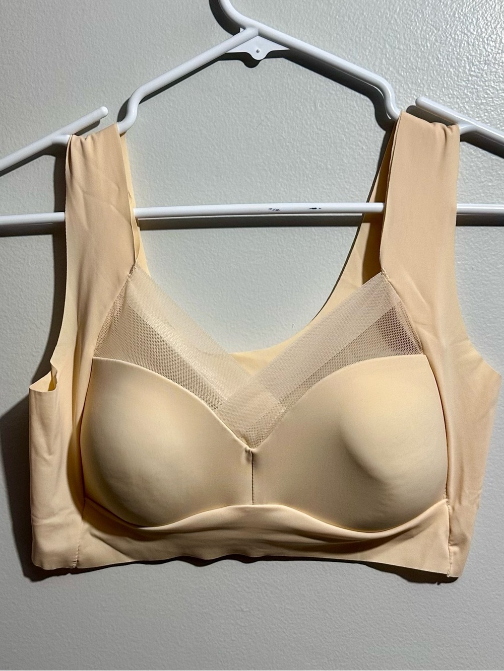 Smooth Wireless Nude Bra Mesh V-Panel Size 3XL (1430)
